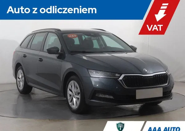 skoda Skoda Octavia cena 94500 przebieg: 97021, rok produkcji 2020 z Ustka